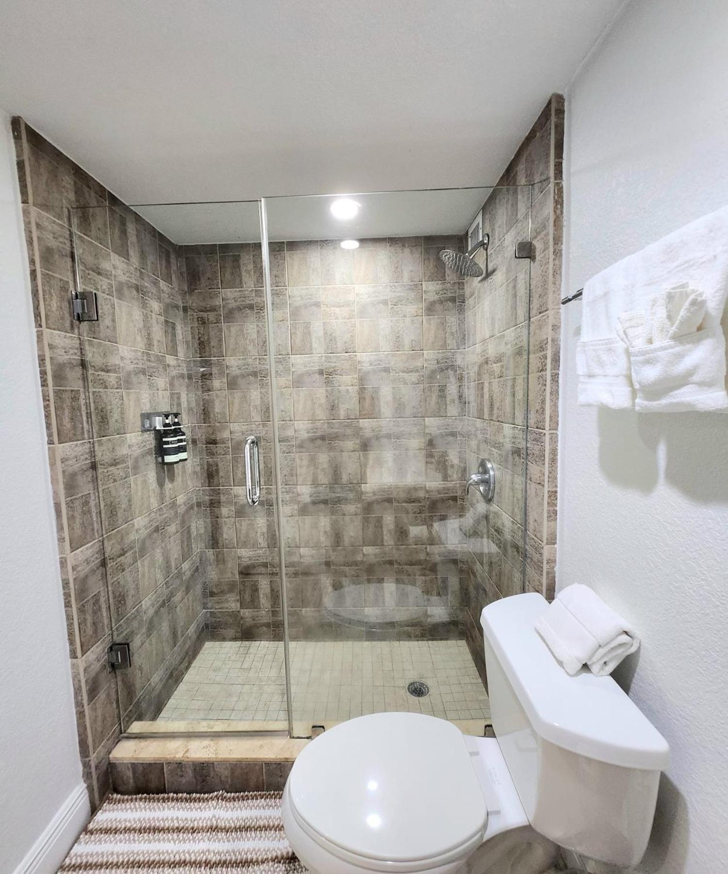 Beachfront Property Pool Gym Tennis Miami Beach! エクステリア 写真