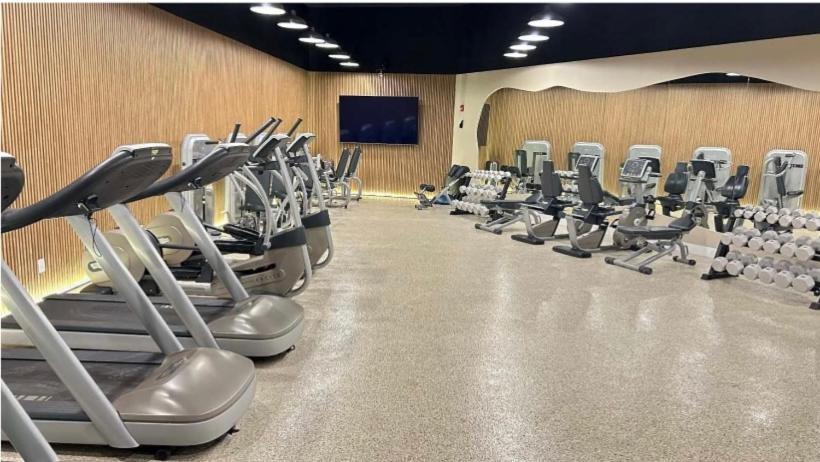 Beachfront Property Pool Gym Tennis Miami Beach! エクステリア 写真